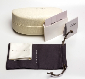 Balenciaga футляр Отдельно футляр не продаётся!, цена 0.00 руб.