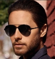 Рекламная кампания очков Carrera с участием Дж. Лето